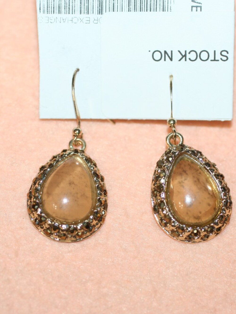Vtg Teardrop Champagne-Colored Stone Gold Tone FishHook Dangle Earrings Costume